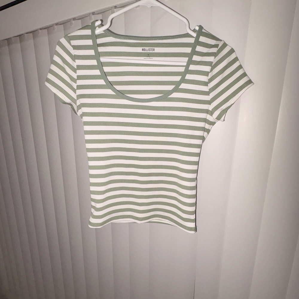 Hollister Top